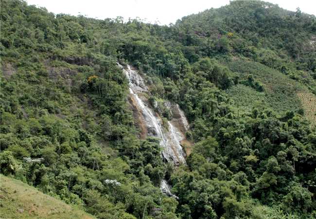 Cachoeira Alto Sombreiro.